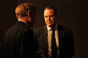 Swedish Finance Minister Anders Borg talks with Robert Zoellick of the Peterson Institute of International Economics, a Washington think tank (John Burfisher/MNS)