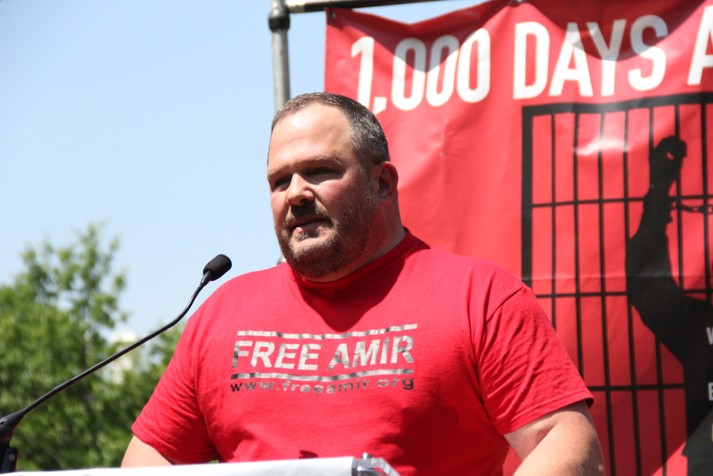 Former Marine sergeant stands vigil near White House for veteran imprisoned in Iran