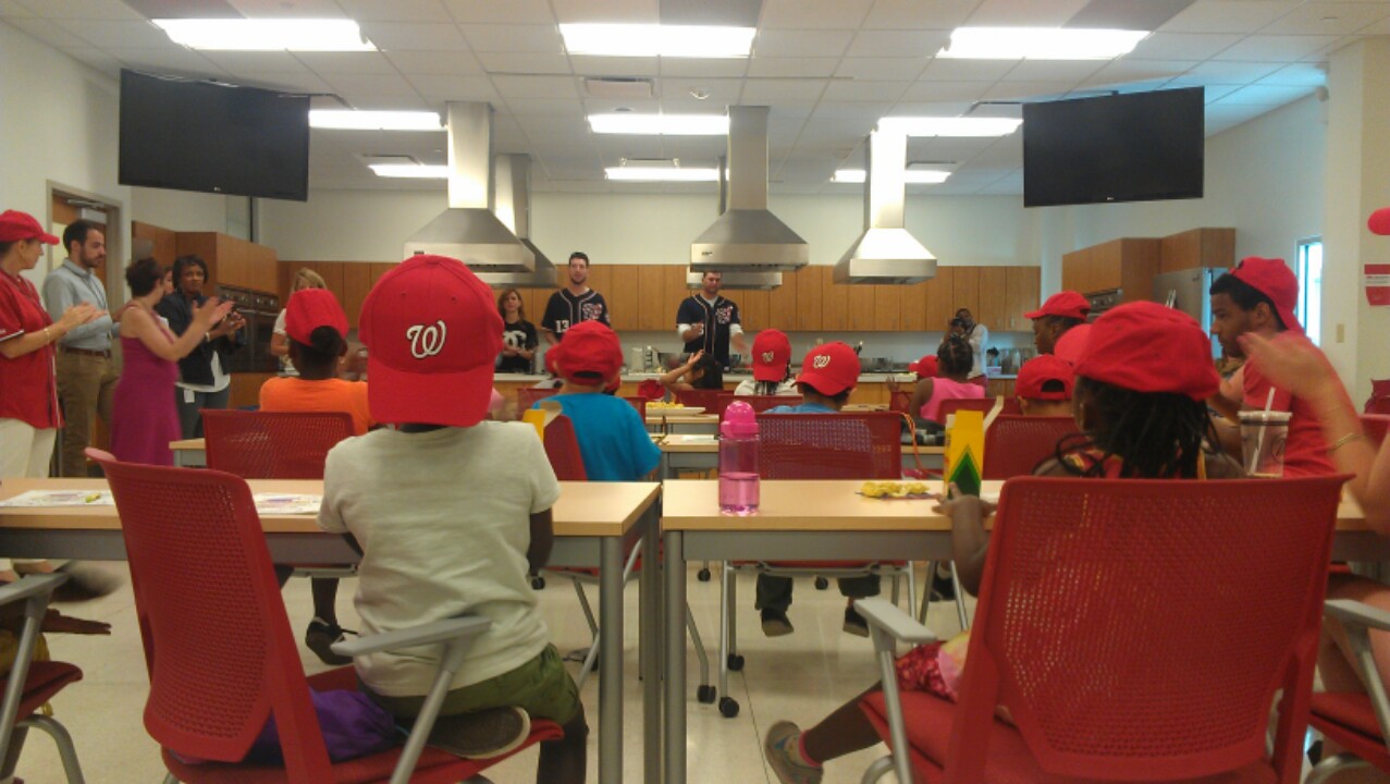 Nationals pitchers cook with kids at Capital Area Food Bank