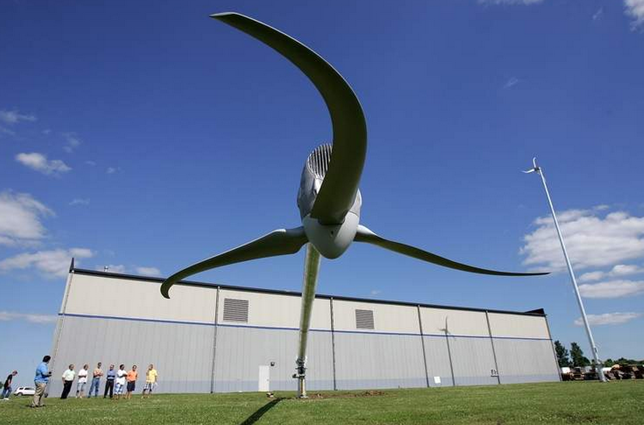 Iowa politicians push for wind tax credit extension in lame duck