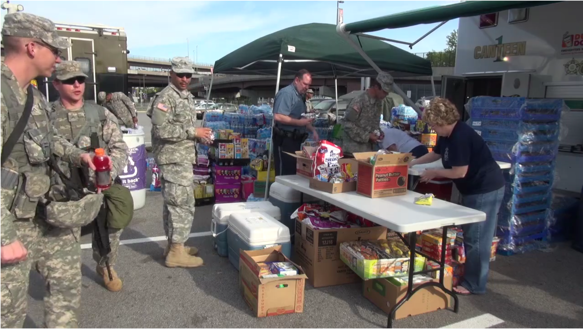 Frederick volunteers serve police officials and servicemen amidst Baltimore turmoil