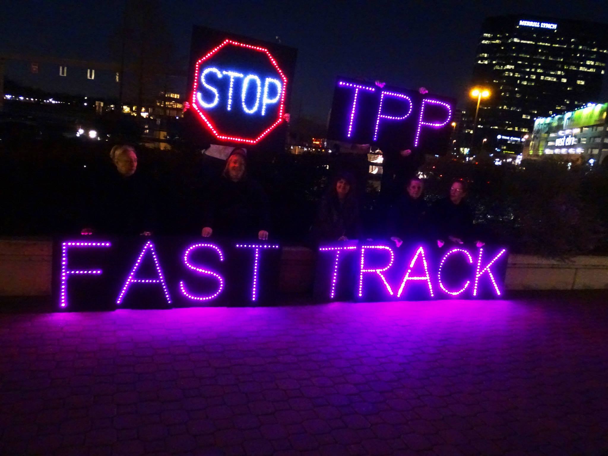 Senate falls short in bid to cut off debate on fast track authority