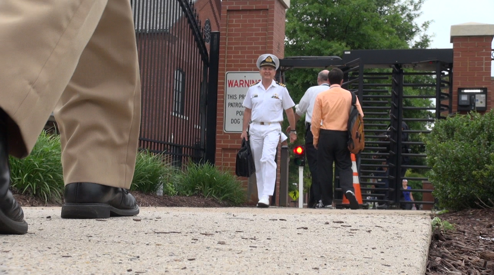 Navy Yard shooting scare triggers major response