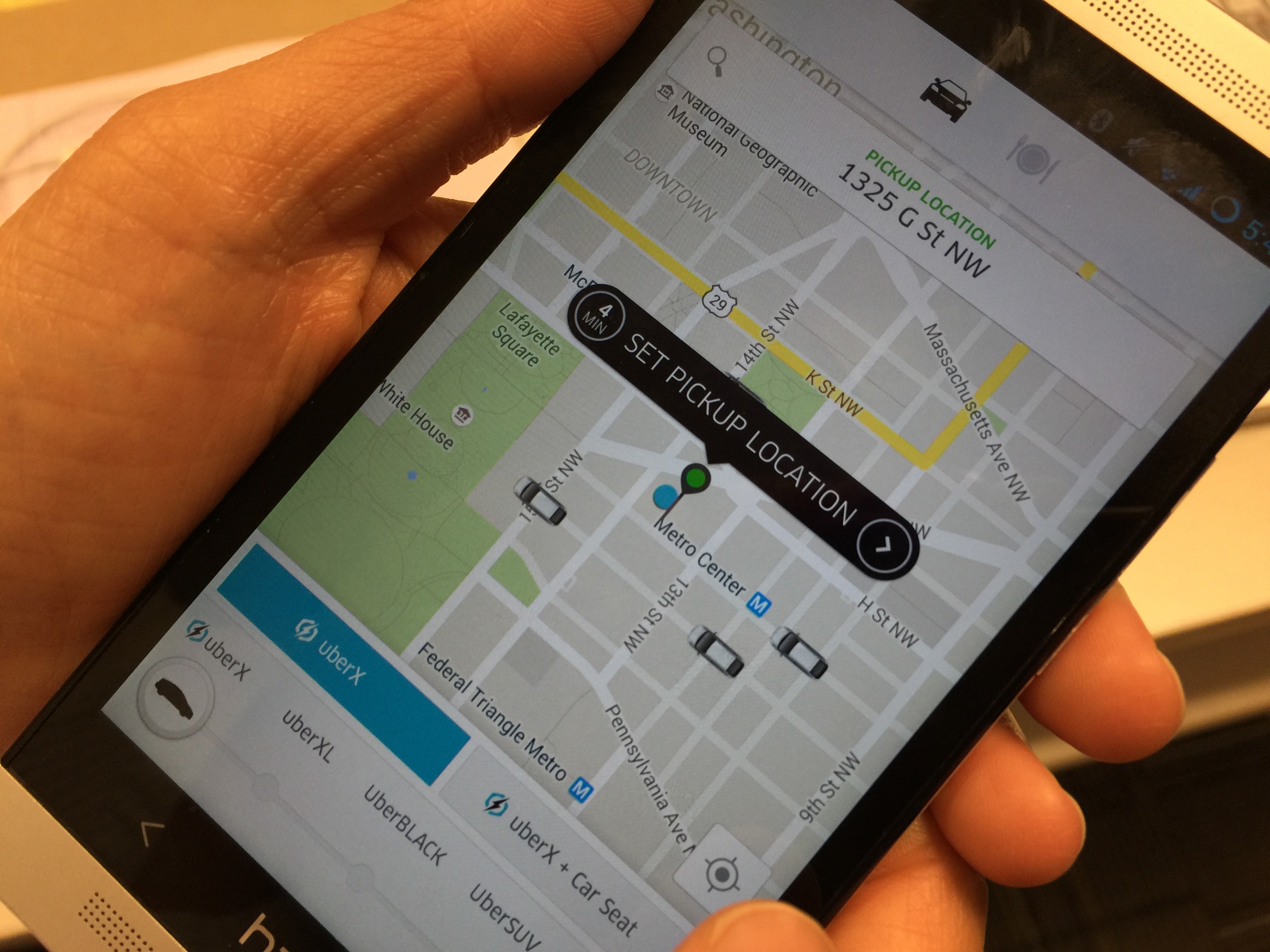 Uber faces challenges on Capitol Hill
