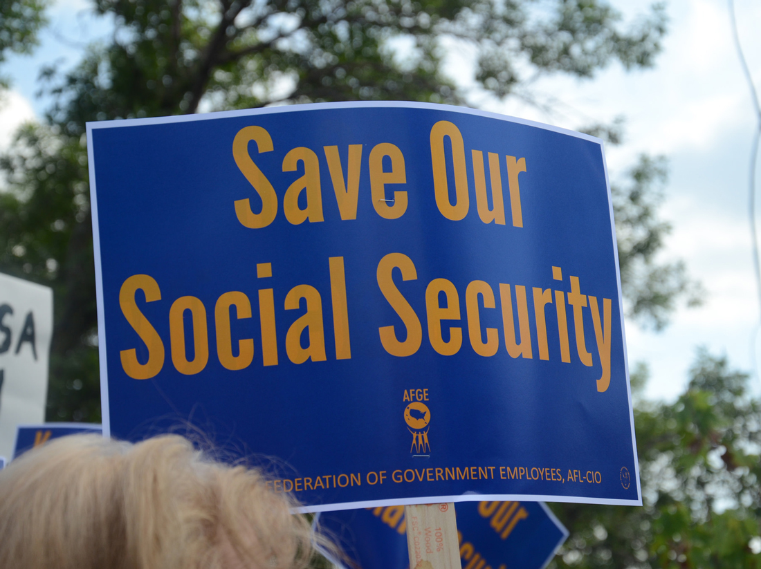 Low interest rates a growing threat to Social Security