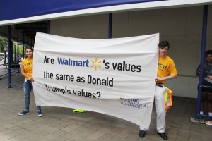 Protesters against Walmart_Shanshan Wang
