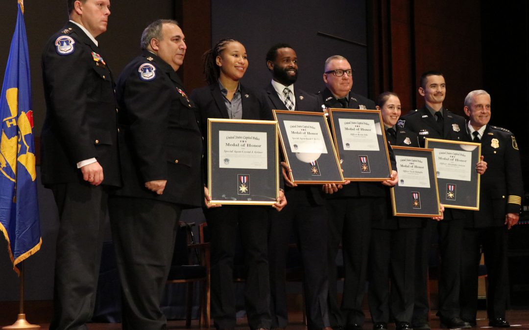 Police officers honored for heroism during Va. ballpark shooting
