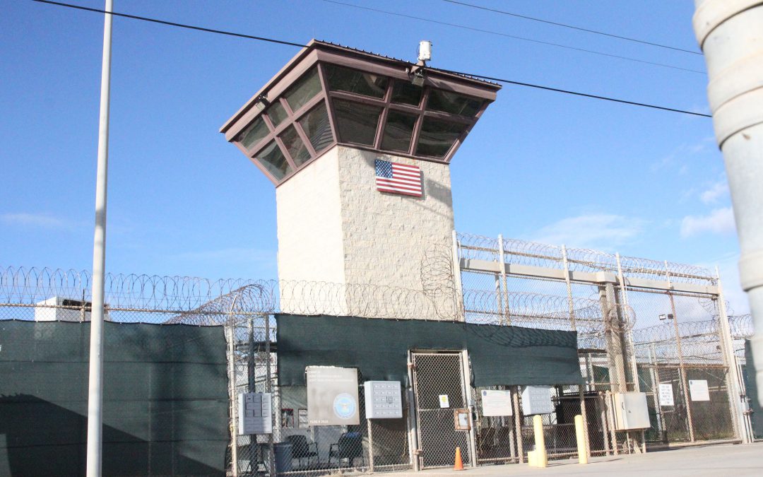 Prosecution ties Guantanamo detainee to 9/11 hijackers - Medill News ...