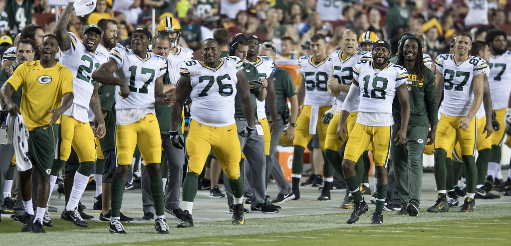 Baldwin plays quarterback with new Packers legislation