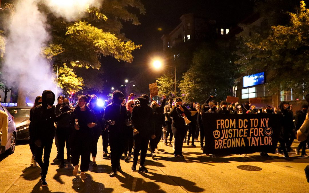 Protesters in DC anticipate grand jury decision of Breonna Taylor