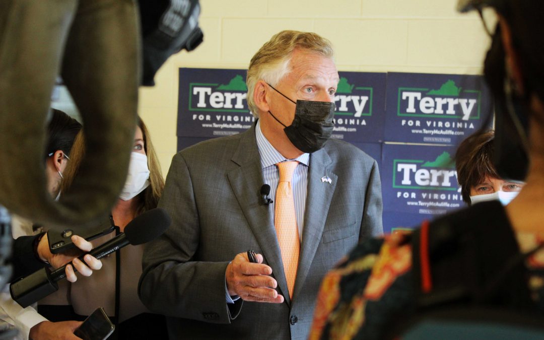 McAuliffe Focuses on School Funding, Vaccine Mandate for Alexandria Crowd