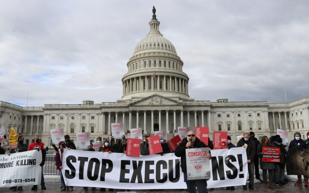 Death Penalty Protesters Want to “Break the Cycle of Violence”