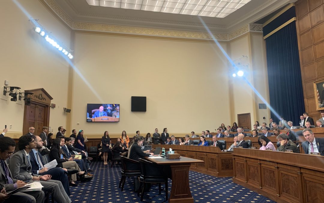 House Foreign Affairs Committee votes to impose secondary sanctions Iran oil purchasers