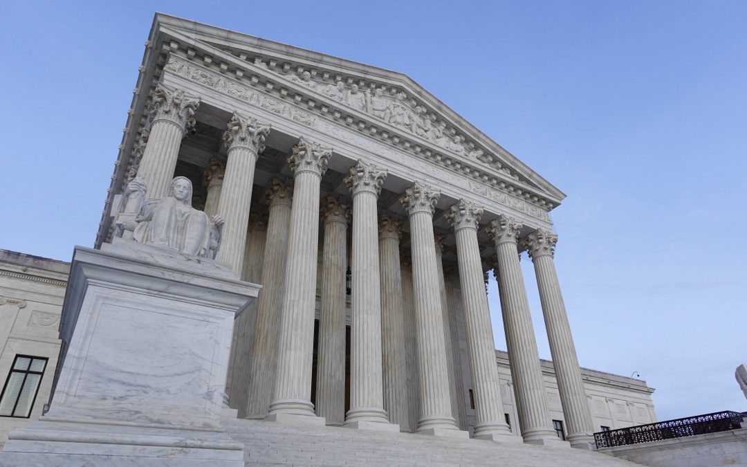 Supreme Court examines constitutionality of police accessing cellphone location data